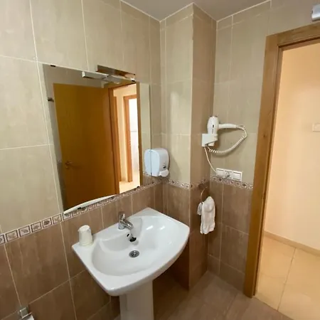 Dp Calvo Sotelo 164, 4D Sarria Exterior foto
